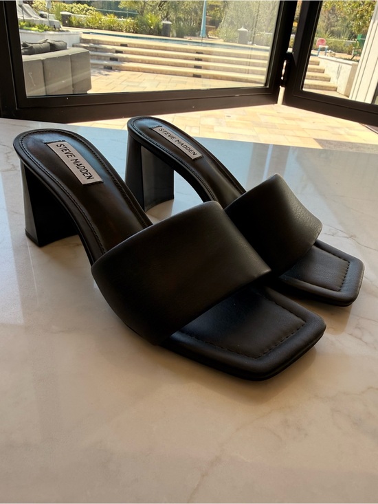 Steve Madden Shoes - Steve Madden Black Padded Wide-Band Block Heel Mules